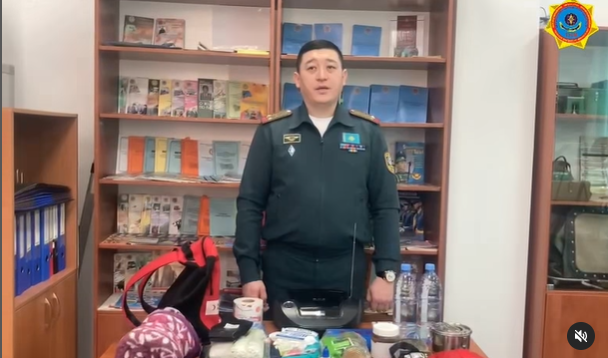 Төтенше жағдайларға арналған дабыл чемоданын дайындау